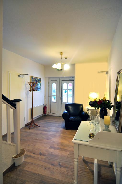 Hotel Haus Moenchgut Thiessow Ngoại thất bức ảnh